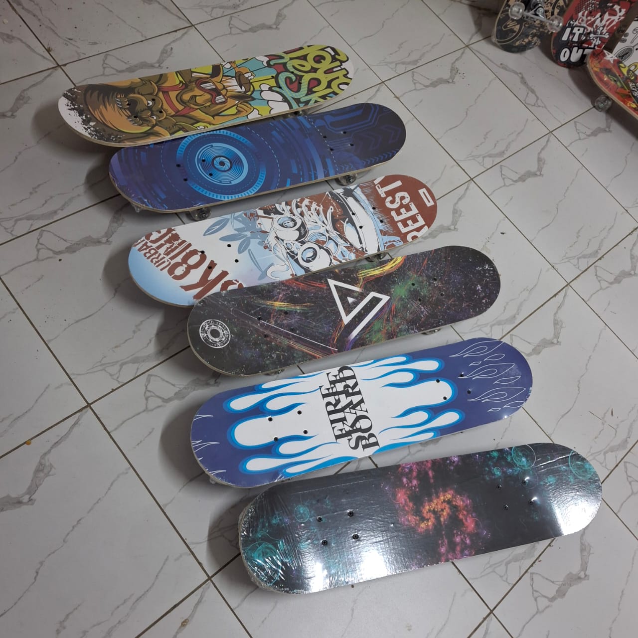 Kids skating board